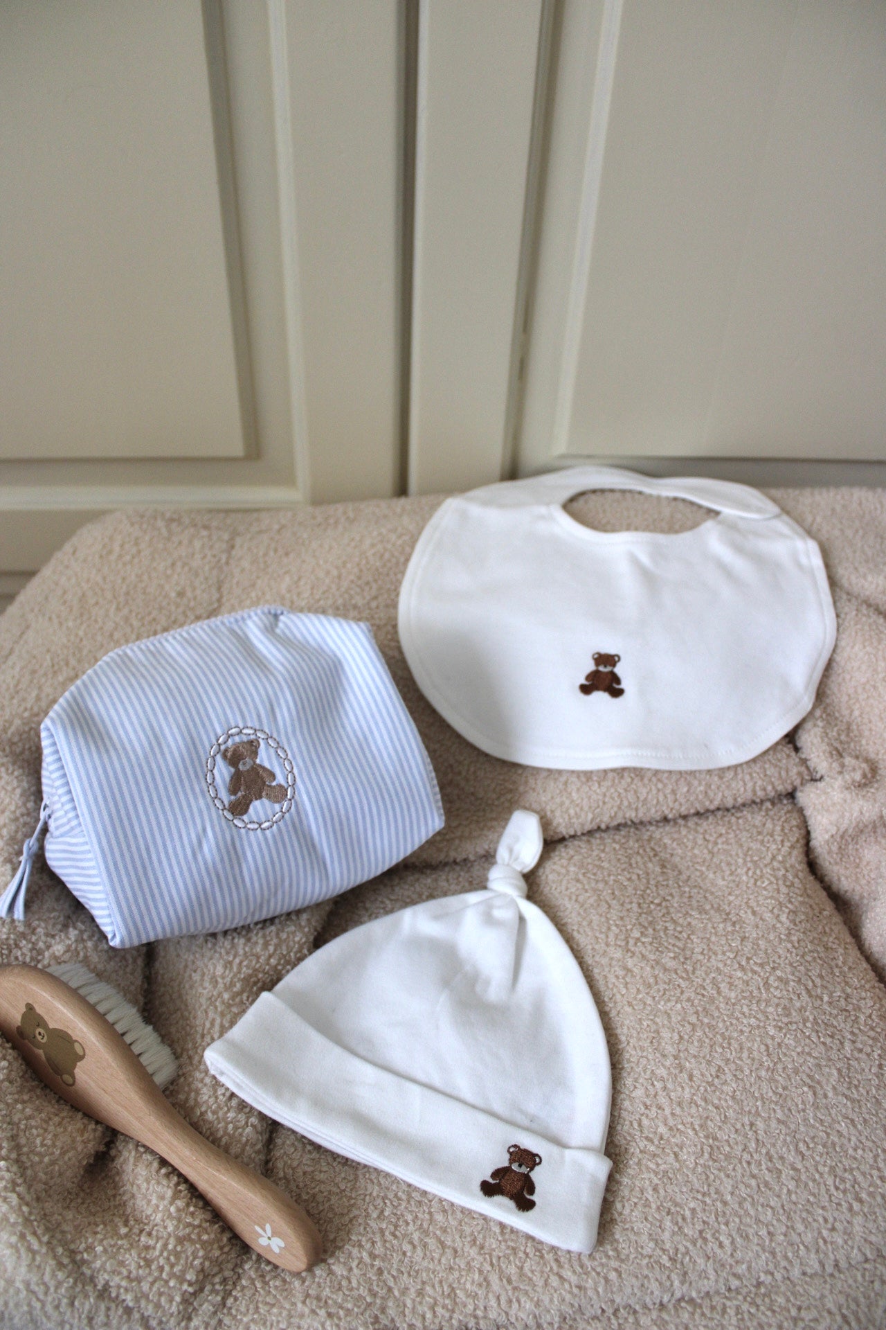 Set New Born | Celeste