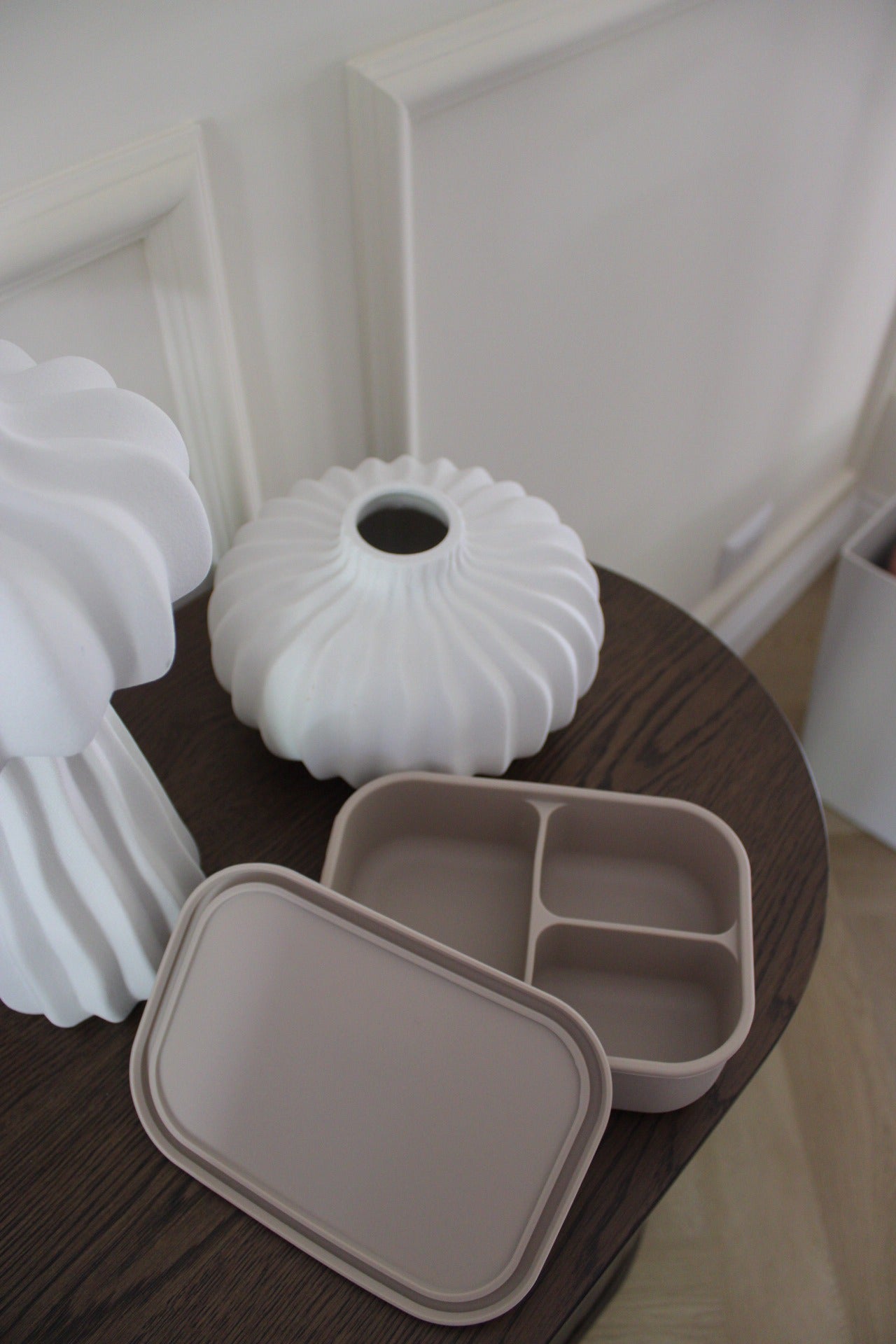 dettaglio lunchbox aperta beige eco-friendly