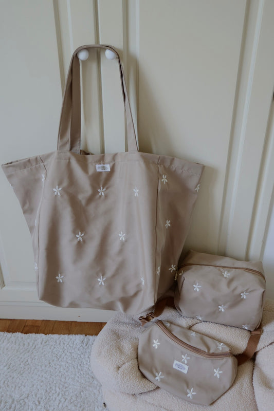 Set Daisy ( borsa mare, marsupio, beauty )