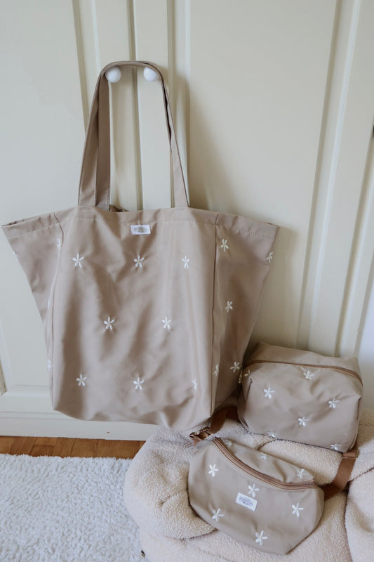 Set Daisy ( borsa mare, marsupio, beauty )